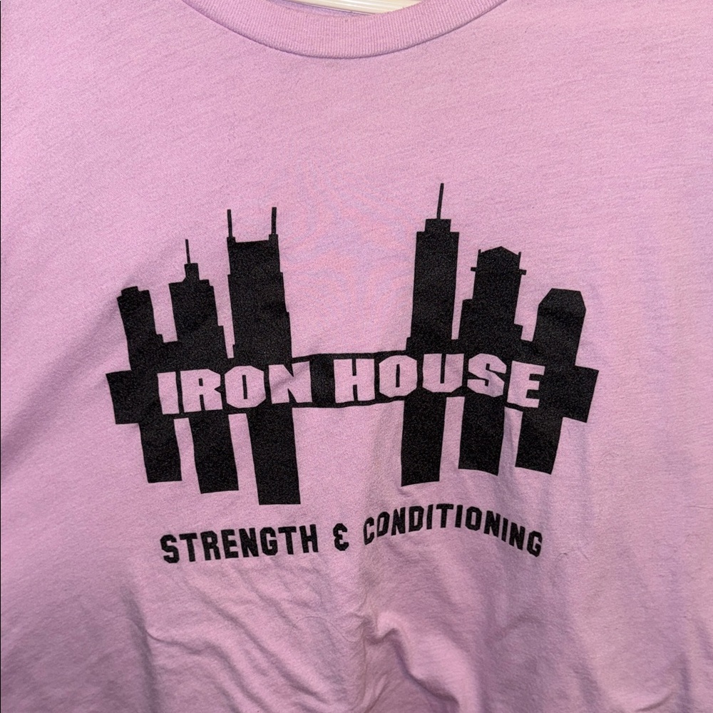 Women's Pink Graphic Crop Top